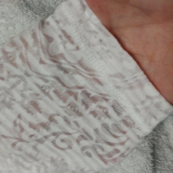 Danskin now, women's long sleeve shirt - Picture 5 of 6